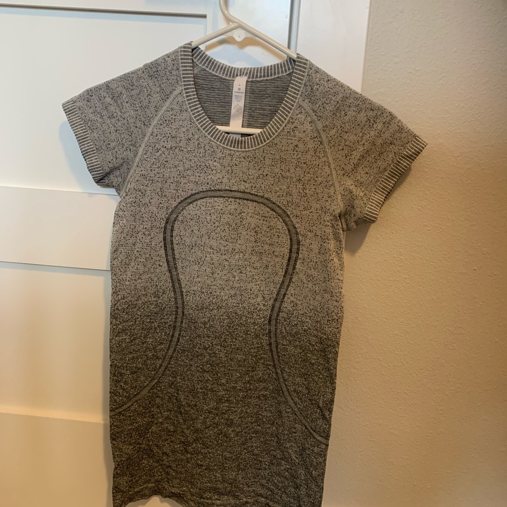 Swiftly Tech Short Sleeve